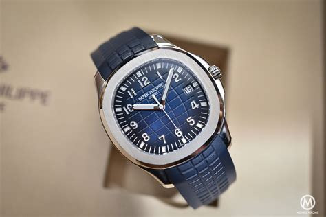 Patek Philippe Aquanaut 5168G Blue Dial Cut Strap 2018 Mint.